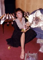 Sophia-Loren-Feet-281764.jpg