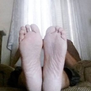 feet in need