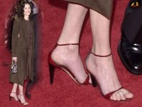 julia-roberts-feet-4.jpg