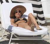 Bethenny-Frankel-Feet-623825.jpg