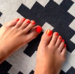 Shay-Mitchell-Feet-1332110.jpg