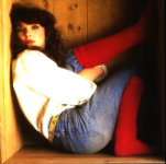 Kate+Bush+red+socks.png