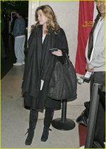 EllenPompeo03_123_373lo.jpg