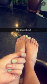 Jessica-Chobot-Feet-1887952.jpg