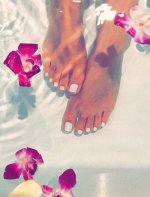 Shay-Mitchell-Feet-2146836.jpg