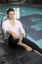 Oscar Isaac 4.jpg