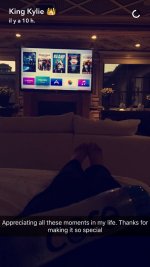 Kylie-Jenner-Feet-2351476.jpg