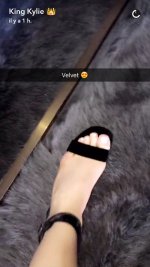 Kylie-Jenner-Feet-2351483.jpg