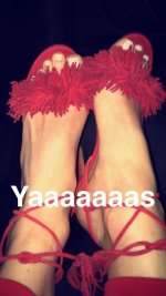 Erin-Andrews-Feet-2257206.jpg