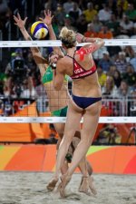 Kerri-Walsh-Feet-1.jpg