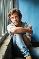 Jack Savoretti 00.jpg