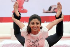 Shilpa-Shetty-Feet-1774388.jpg