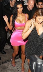kim-kardashian-flaunts-curves-major-cleavage-ebd.jpg