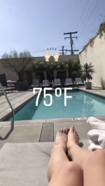 Lili-Reinhart-Feet-3730527.jpg