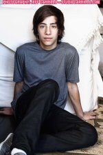 Jimmy Bennett 4.jpg