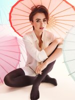 lily collins.jpg