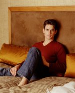 Matt Bomer barefoot 5.jpg