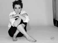 Winona-Ryder-Feet-628835.jpg