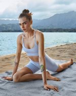 Cara-Delevingne-Feet-6313277.jpg