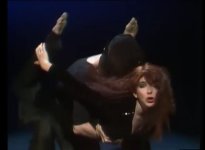 Kate-Bush-Feet-4614991.jpg