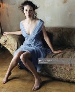 Emily-Mortimer-Feet-4854394.jpg