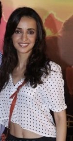 Sanaya_Irani_in_2019.jpg