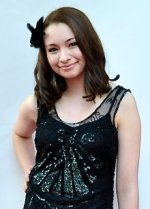 Jodelle_Ferland_2,_2011.jpg