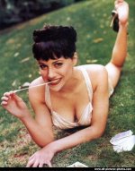 brittany-murphy-015-img.jpg