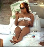 89511_Eva_Longoria_White_Bikini_Candids_30_122_394lo.jpg