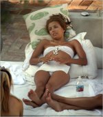 90098_Eva_Longoria_White_Bikini_Candids_05_122_373lo.jpg