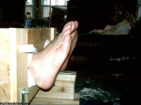 158My_buddies_feet_2-med.jpg