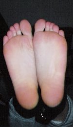 Hotfeet3.jpg