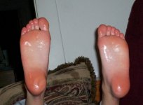 Hotfeet13.jpg