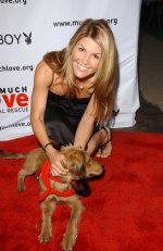 44301_CelebutopiaLoriLoughlinMuchLoveAnimalRescueBenefit27_122_548lo.jpg