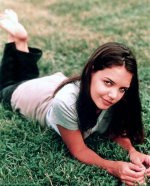 KatieHolmes1Pose666.jpg