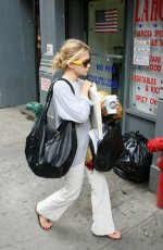 Ashley-Olsen-Feet-263364.jpg