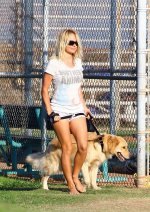 90651_Celebutopia-Pamela_Anderson_watching_her_son_play_baseball_in_Malibu-12_122_220lo.jpg