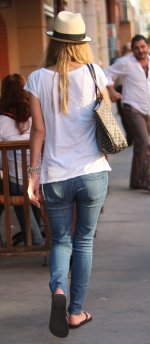 NickyHiltonCandid-UnknownHITW140.jpg