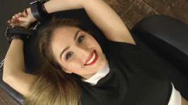 rachellechair.gif