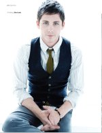 Logan Lerman 2.jpg