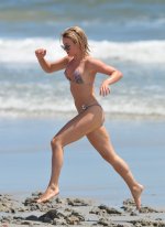 Julianne-Hough-feetlegs-feetpedia-00024.jpg