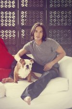 Tyler Blackburn barefoot.jpg