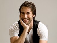 Ryan Eggold 2.jpg