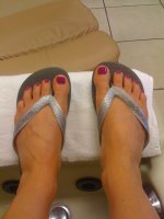 Candace-Cameron-Bure-Feet-471603.jpg