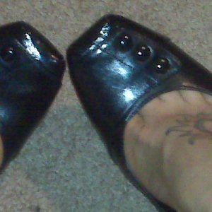 So I like my toes in these shoes.. just that little bit showing!!