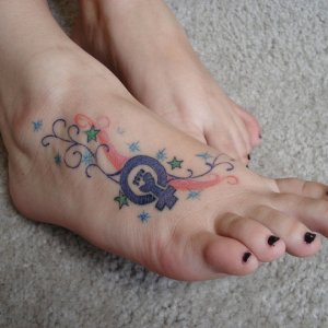 shot from footsietootsies.com