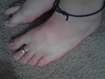 anklet toe ring side