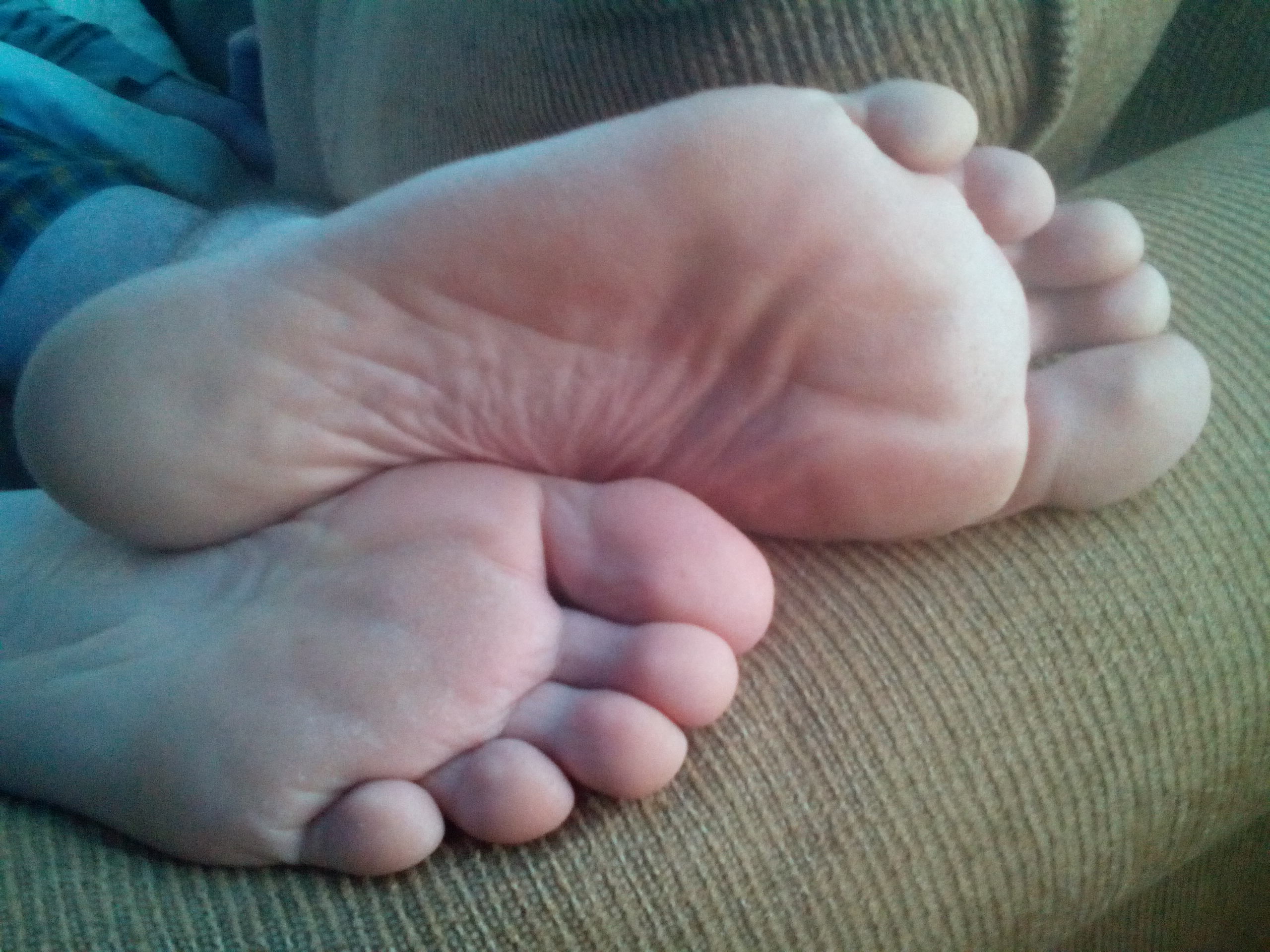 Husbands feet