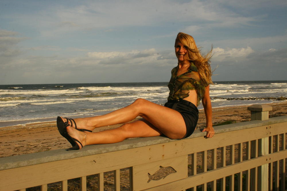 Just a windy day at the beach!
I hope someone takes off my shoes and tickles my feet!