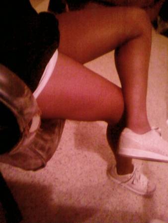 my awesome legs. I like the way they look lols.